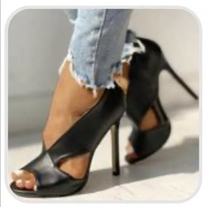 Black 4” Strappy Heels, size 7.5